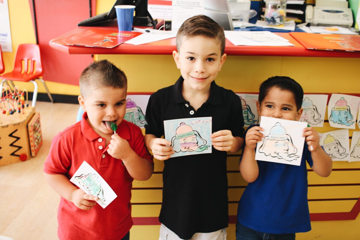 Miami Mom Bloggers go to Cartoon Cuts